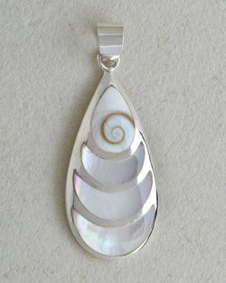 Oval Pendant with Shiva's Eye Top