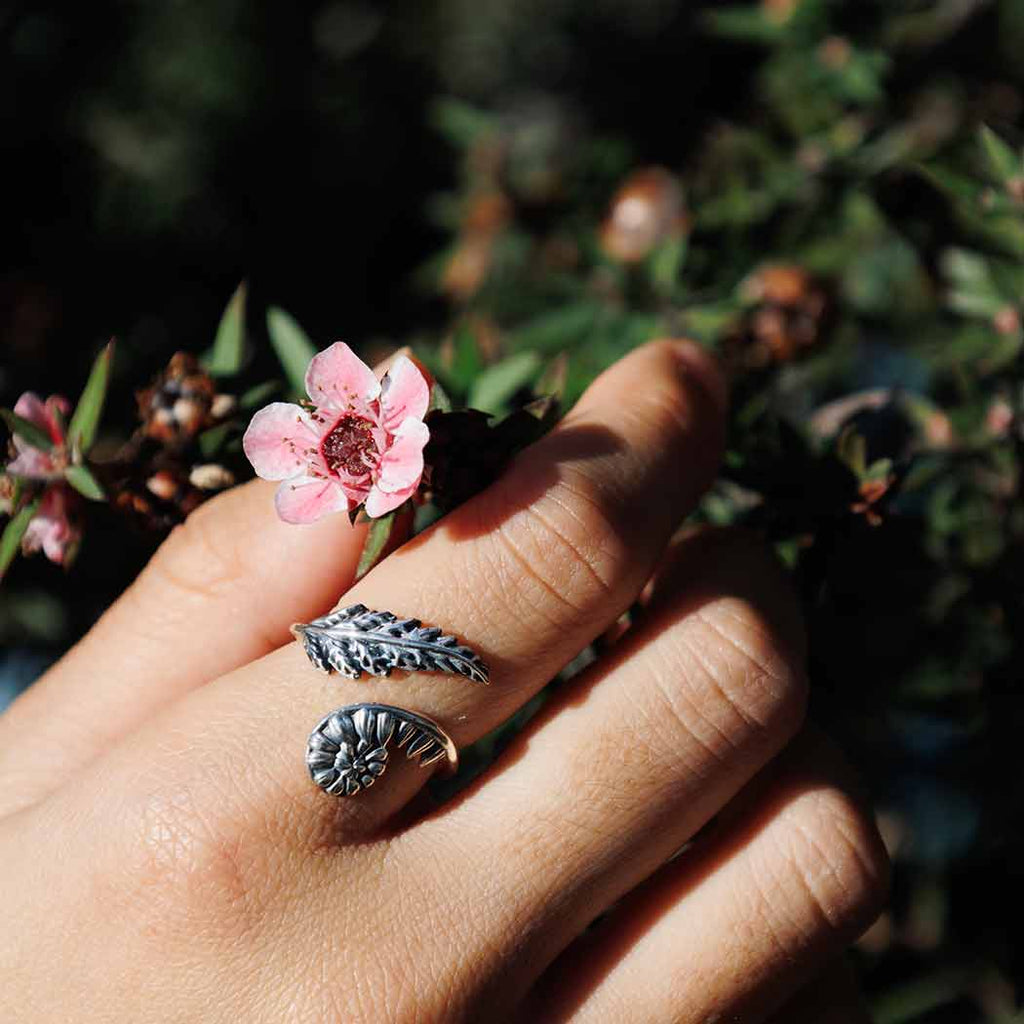 Sterling Silver or Bronze Adjustable Fern Ring: Sterling Silver