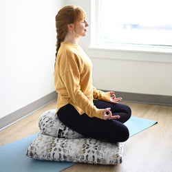 Zafu Meditation Cushion: Misty Palms