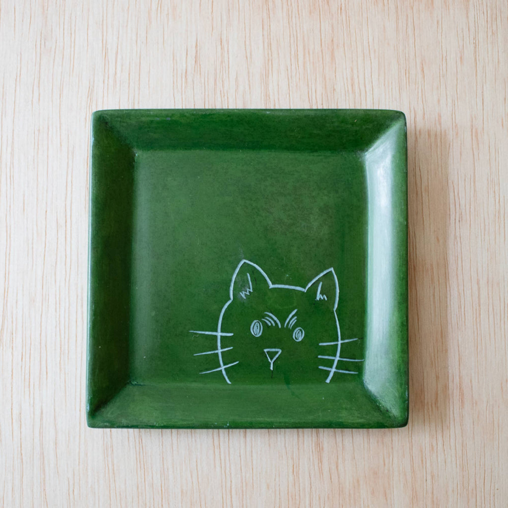 Square Animal Dish: Elephant with Heart Square Dish