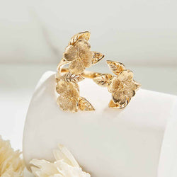 Adjustable Dogwood Flower and Leaf Ring: Bronze