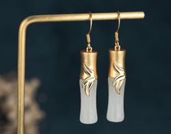 Gold Inlaid with Jade Earrings Bamboo Shape
