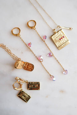 Call Me Maybe Flip Phone Necklace