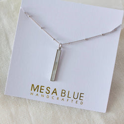 Mother of Pearl Bar Necklace: GOLD