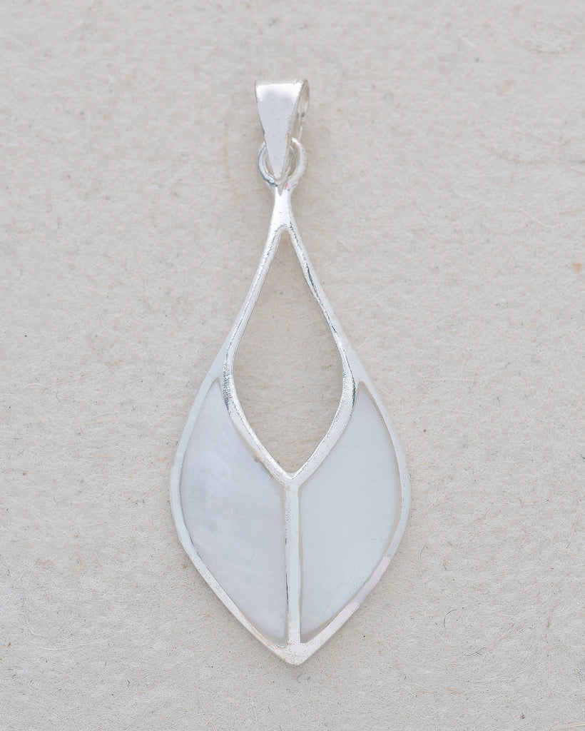 Open Curved Pendant