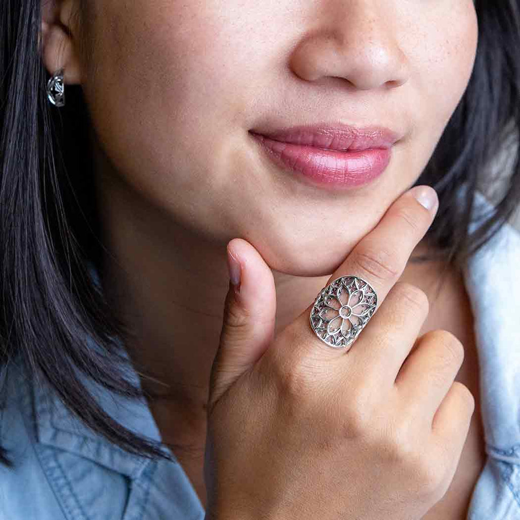 Sterling Silver Cathedral Rose Window Ring: 9