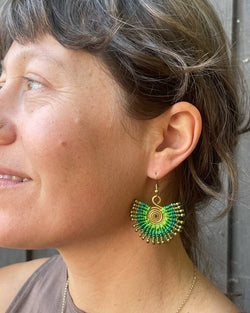 Macrame Sunbeam Earrings: Blue