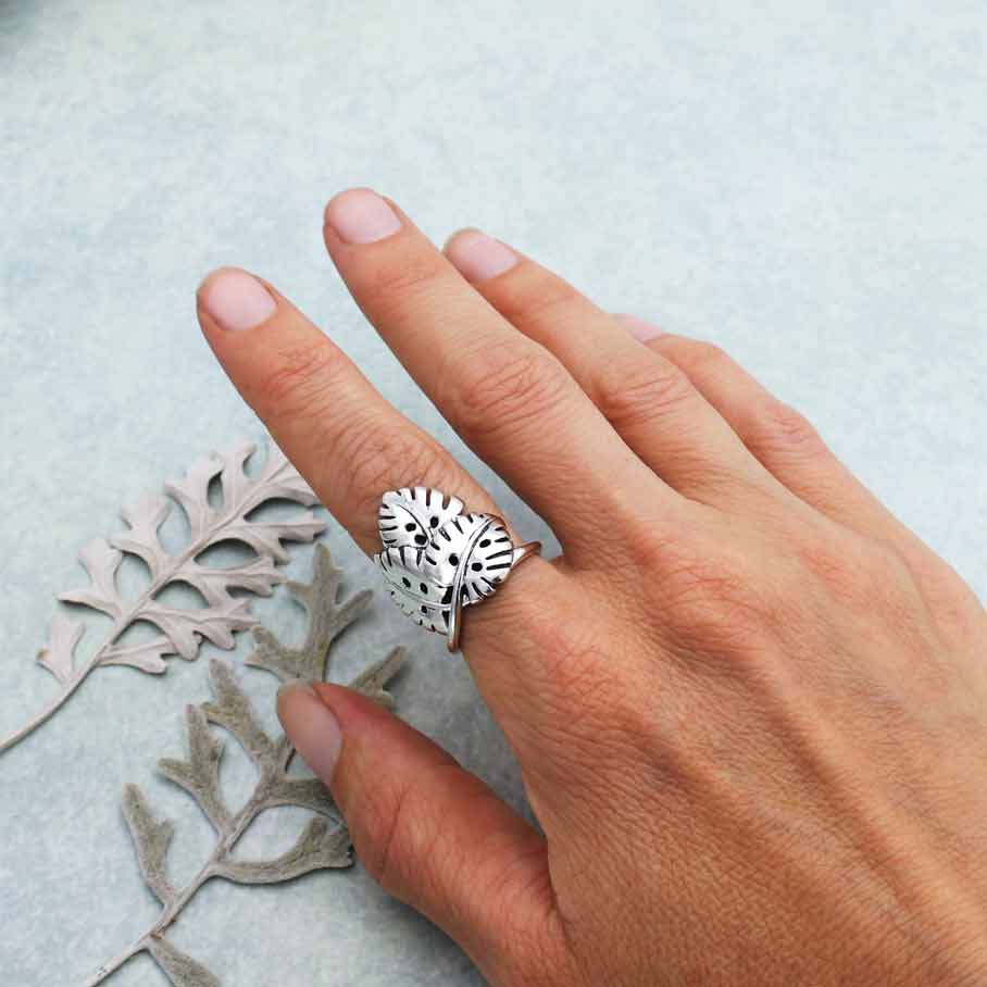 Sterling Silver Monstera Leaves Ring: 7