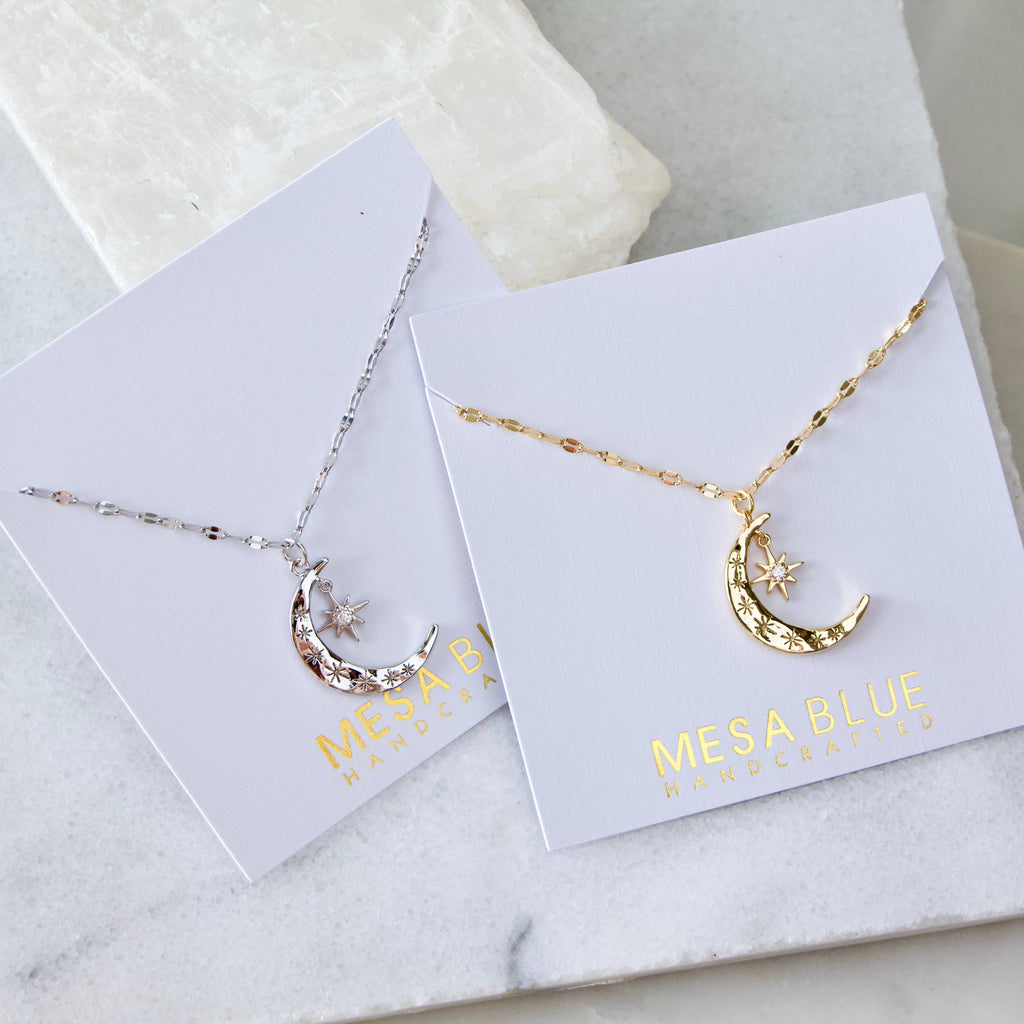 Moon ans Star Necklace: GOLD